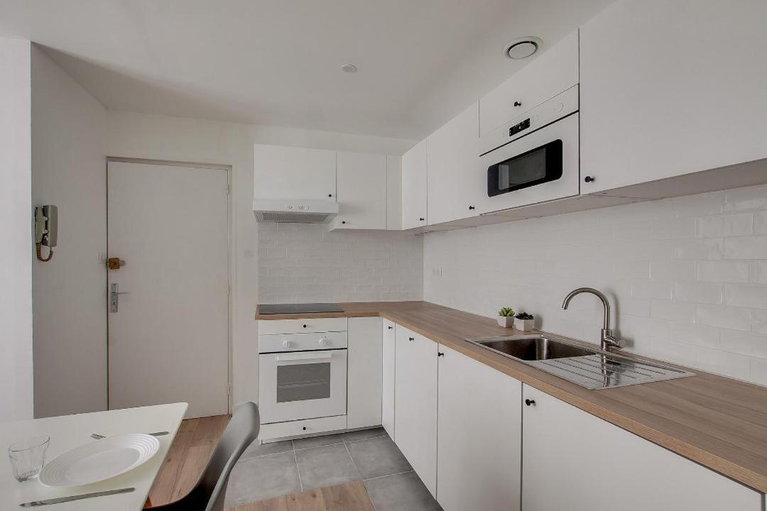 Hyper-Centre Reims- Cathedrale Avec Jolie Terrasse Apartment ภายนอก รูปภาพ